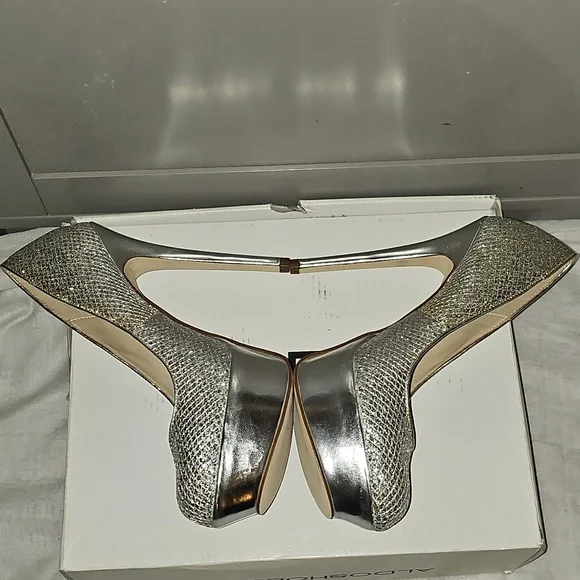 Aldo Fran Silver Platform Heels Size 8 - Picture 11 of 16